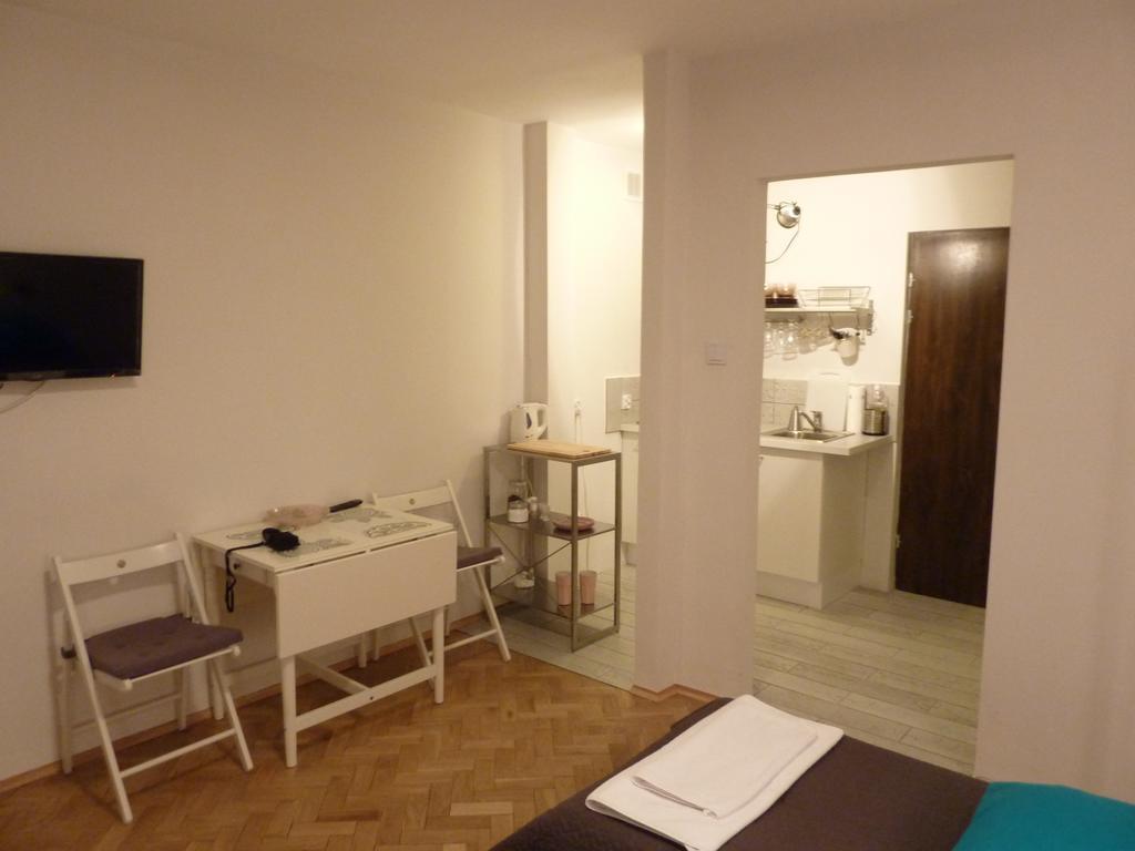 Koro De Varsovio - Apartament Ciasna 10 Kültér fotó