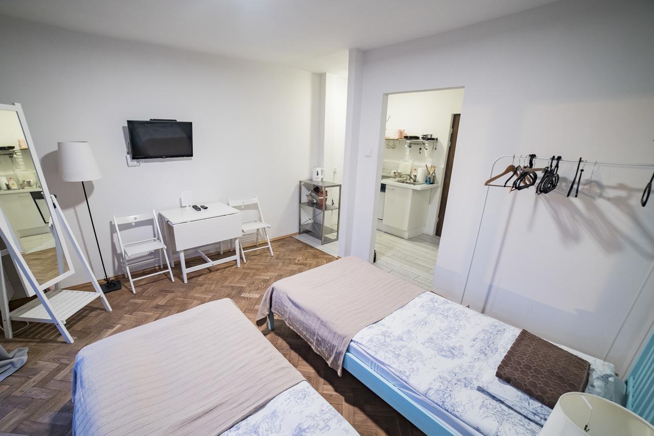 Koro De Varsovio - Apartament Ciasna 10 Kültér fotó